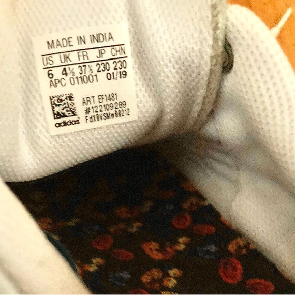 Adidas Stan Smith Floral White/Gold Sneakers Size 6 - Picture 16 of 16